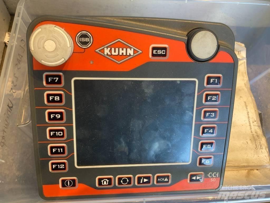 Kuhn GA 15131 Windrowers