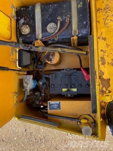 Sakai TS 160 Pneumatic tired rollers
