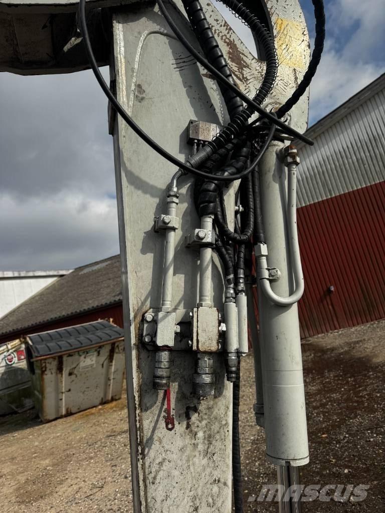 Takeuchi TB 370 Crawler excavators