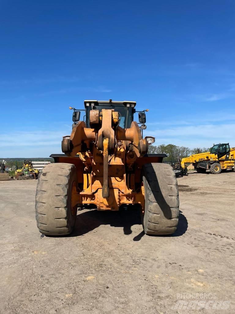 Hyundai HL 975 Wheel loaders