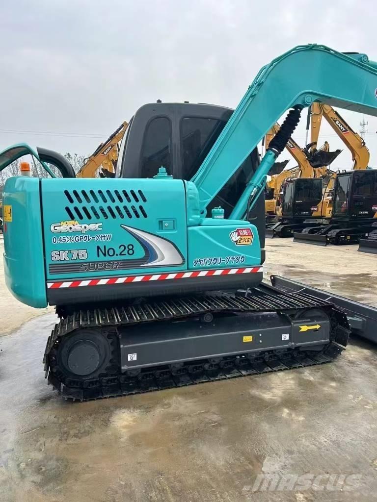 Kobelco SK 75 Crawler excavators