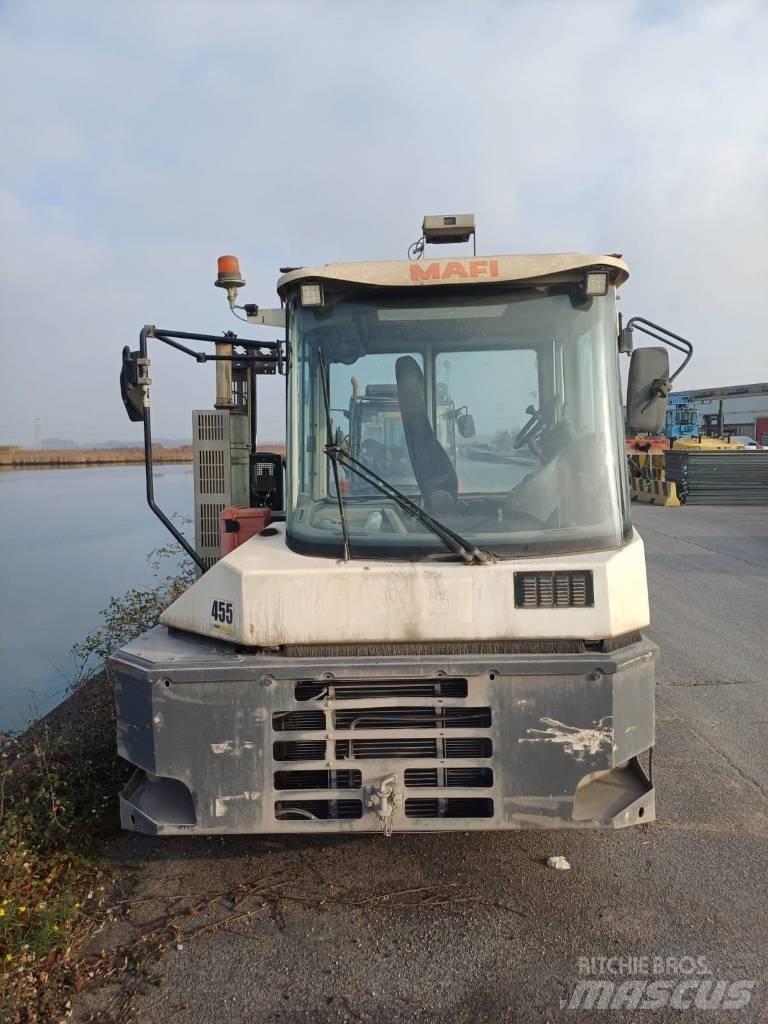 Mafi R336 Terminal tractors
