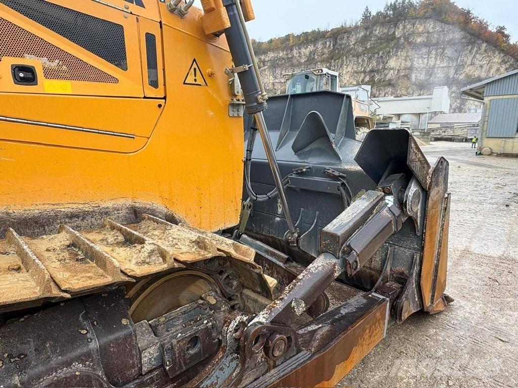 Liebherr PR 746 L Crawler dozers