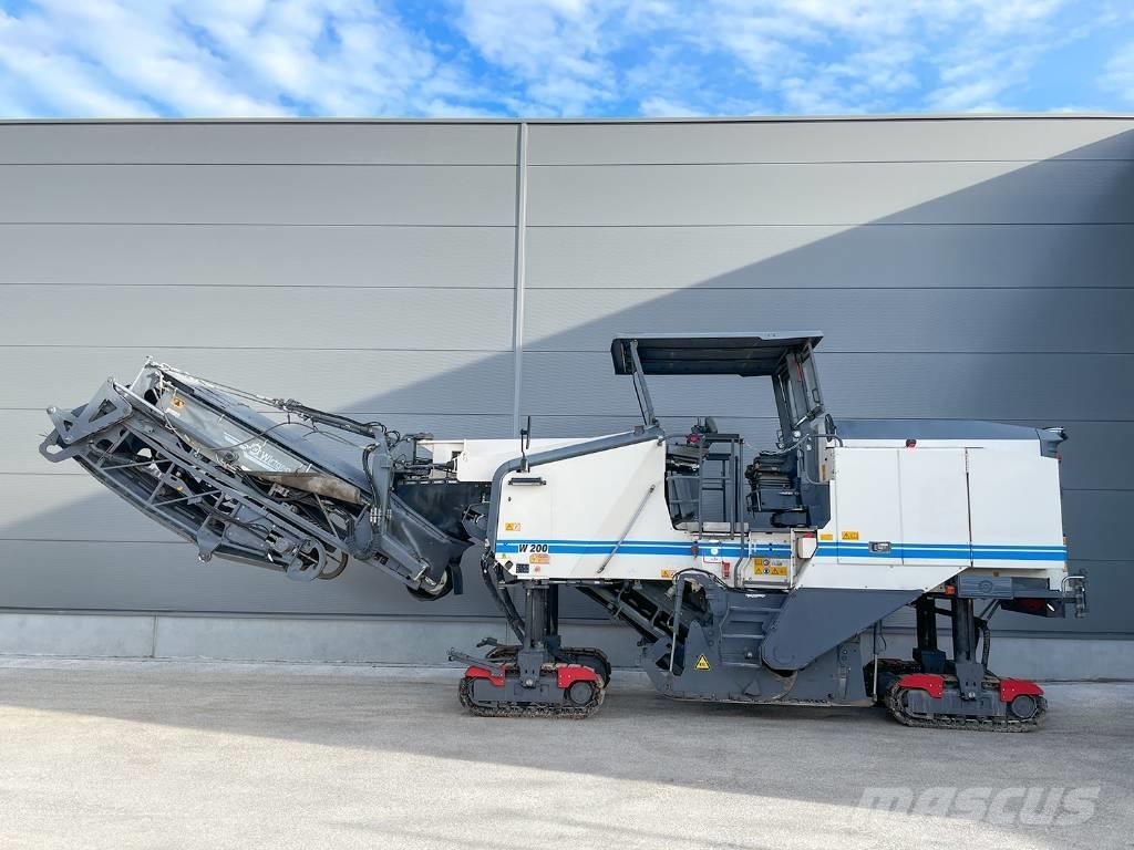 Wirtgen W 200 Asphalt cold milling machines