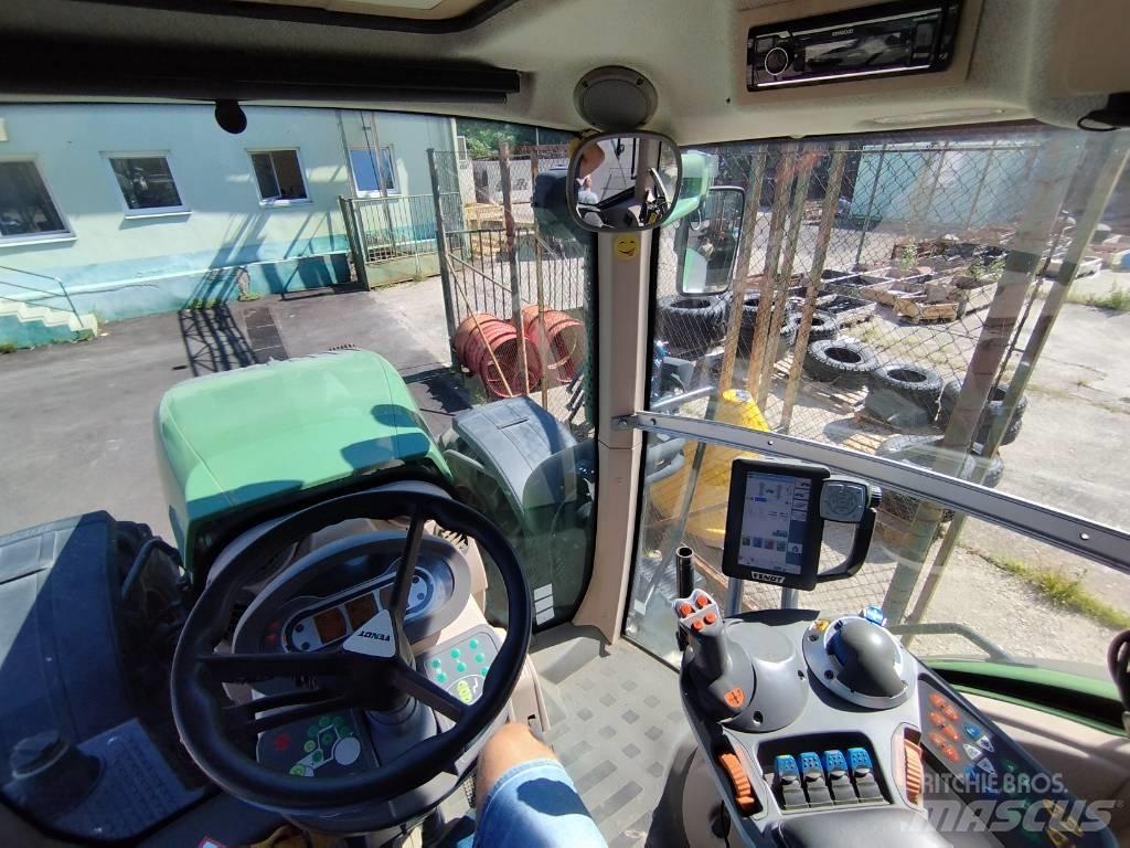 Fendt 933 Vario Tractors
