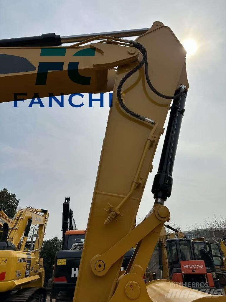 CAT 325 D Crawler excavators