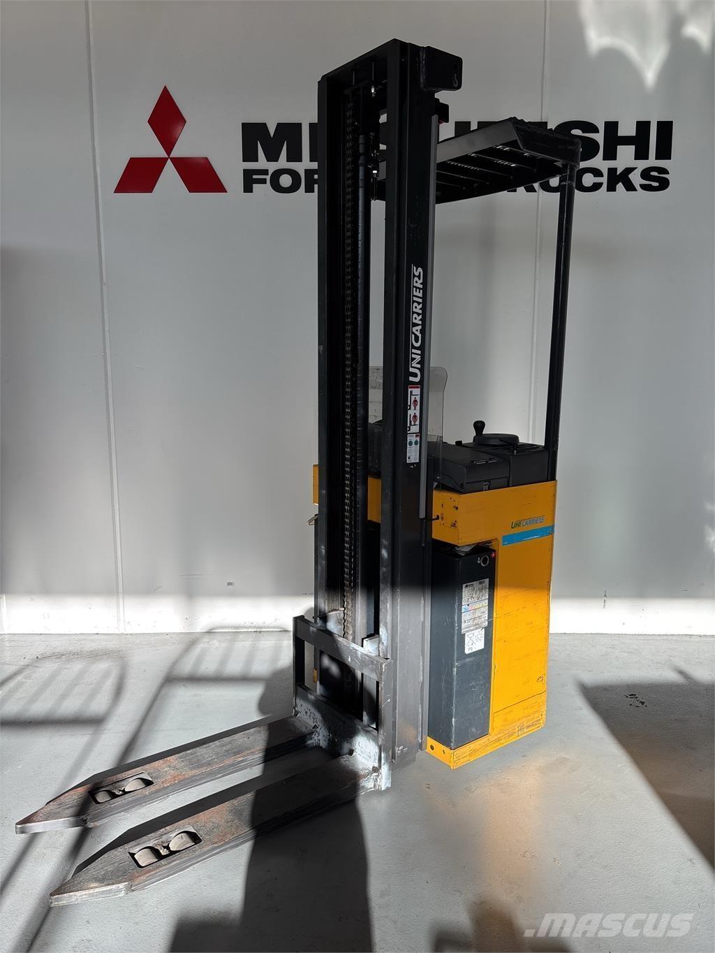 Atlet A160 Self propelled stackers