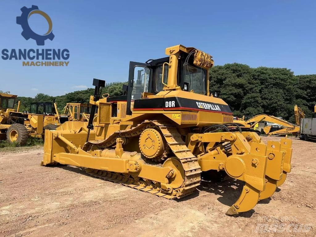 CAT D8R Crawler dozers