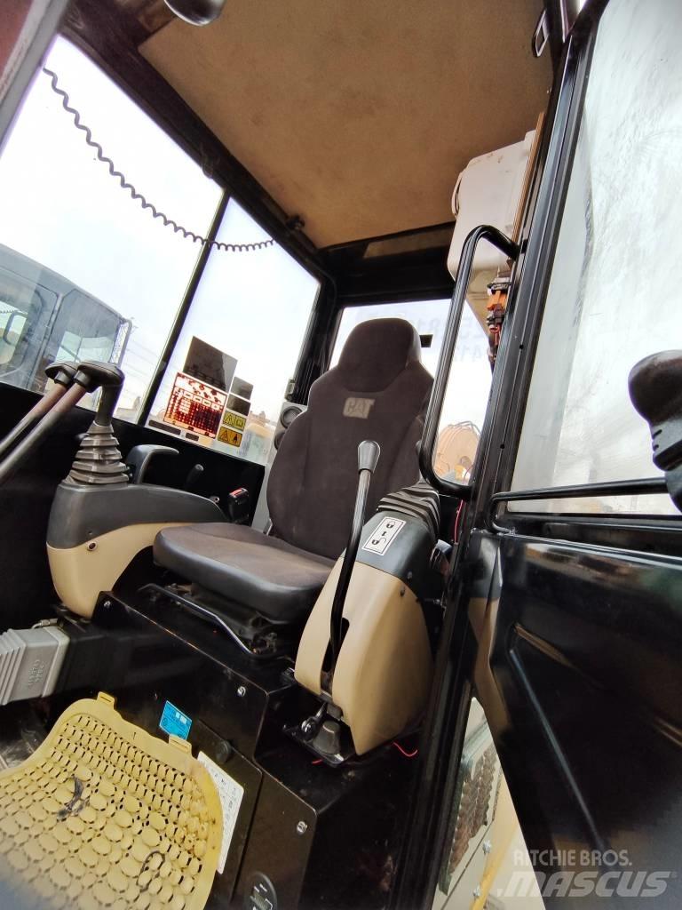 CAT 305.5E Mini excavators < 7t (Mini diggers)