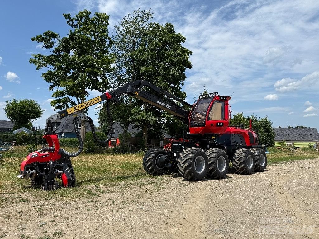 Komatsu 931 XC Harvesters