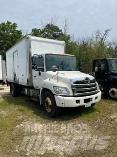 Hino 338 Box body trucks