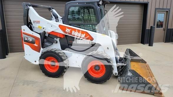 Bobcat S76 Skid steer loaders