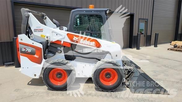 Bobcat S76 Skid steer loaders