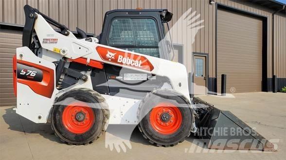 Bobcat S76 Skid steer loaders