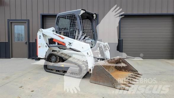 Bobcat T450 Skid steer loaders
