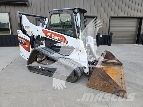 Bobcat T76 Skid steer loaders