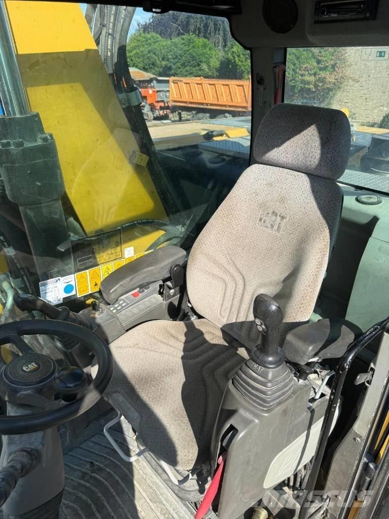 CAT M 316F Wheeled excavators