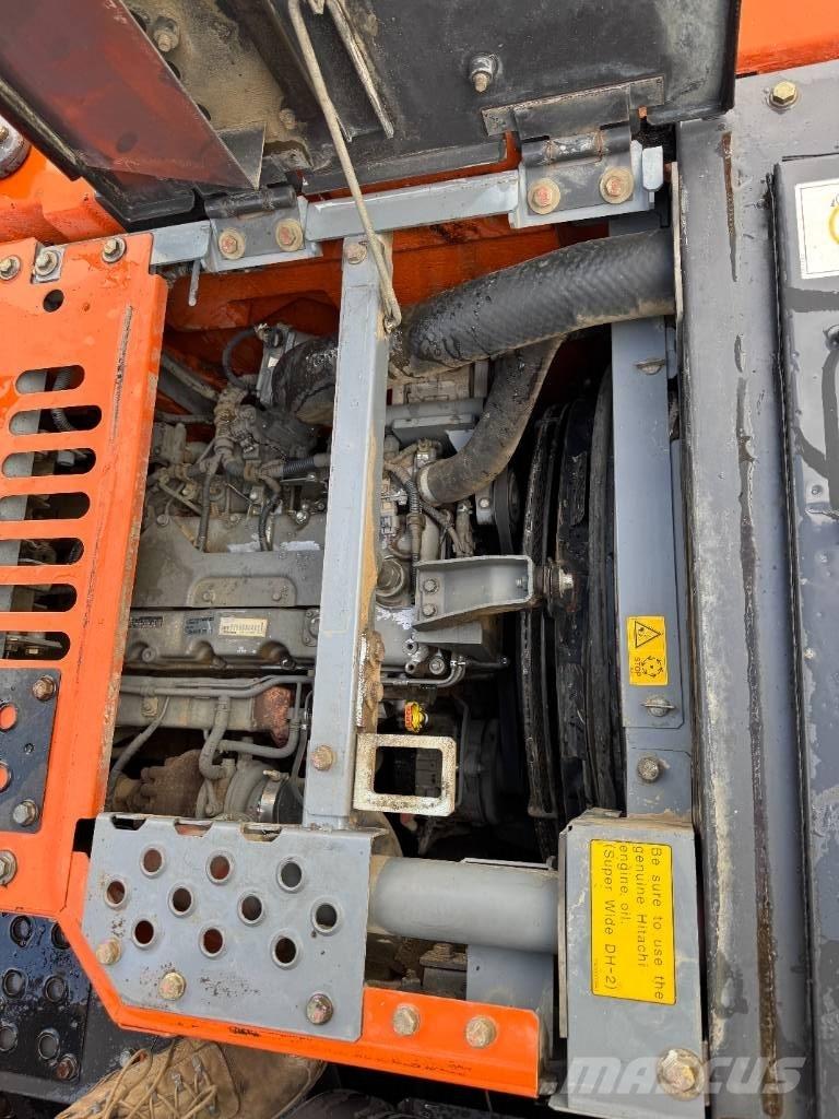 Hitachi ZX 135 US-5B Crawler excavators