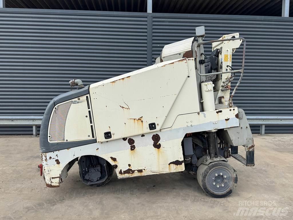 Wirtgen W 50 DC Asphalt cold milling machines