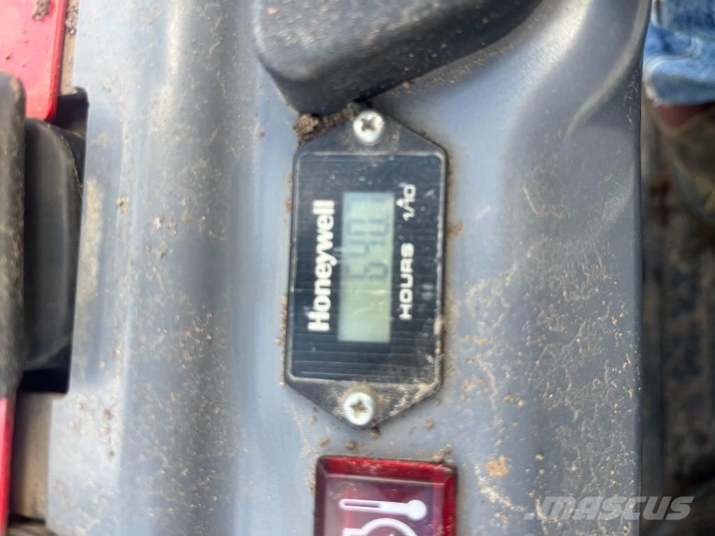 Takeuchi TB 210 R Mini excavators < 7t (Mini diggers)