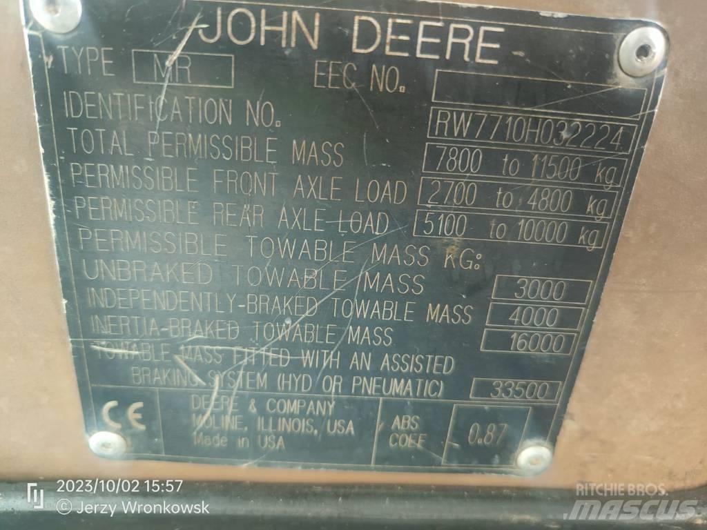 John Deere 7710 Tractors