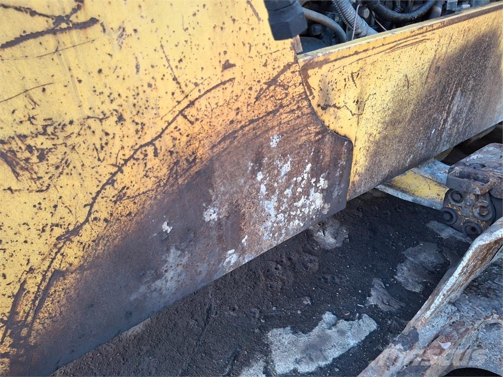 Komatsu D65EX-12 Other