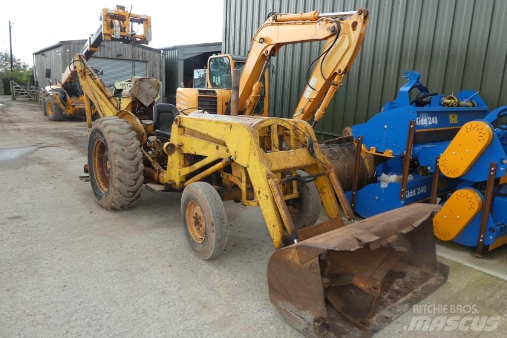 Massey Ferguson 65 Tool carriers
