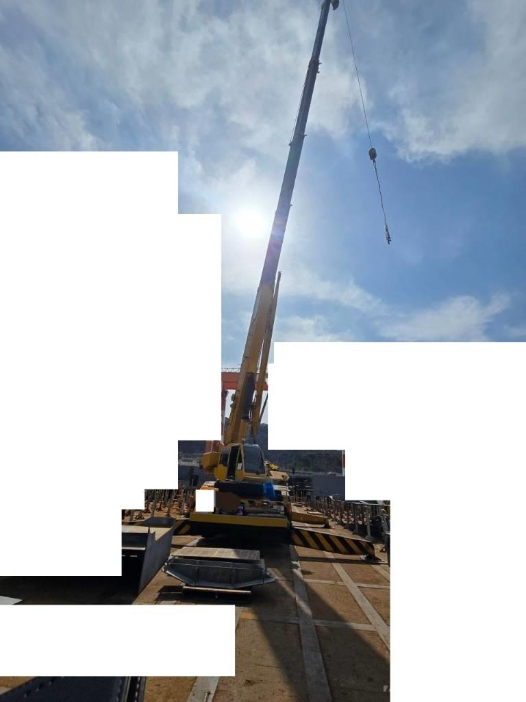 Kobelco RK 450 Rough terrain cranes