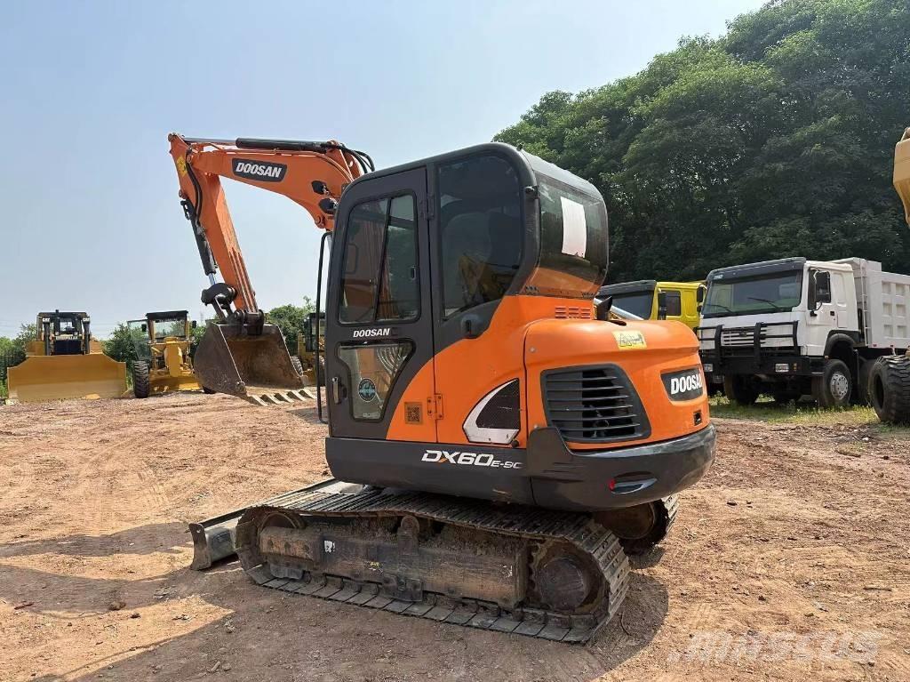 Doosan DX 60 Crawler excavators