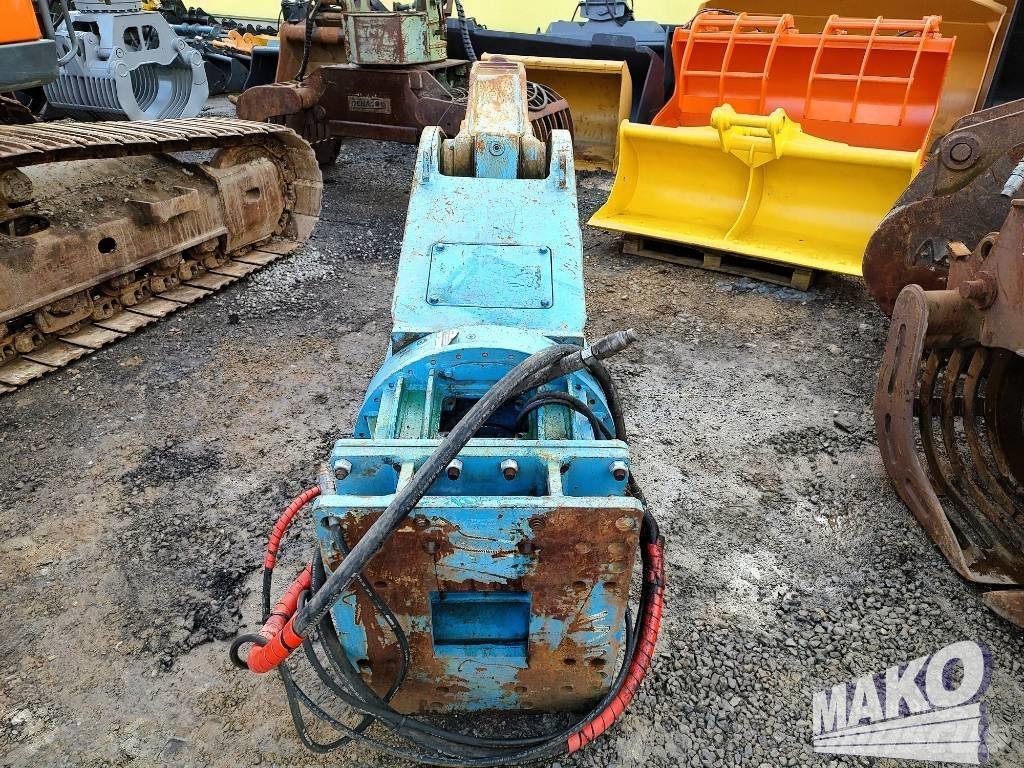 Sandhurst Zato G27 Pulveriser (Demolition Crusher ) 