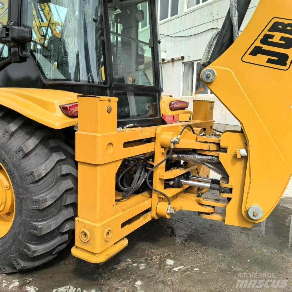 JCB 3 CX Backhoe loaders