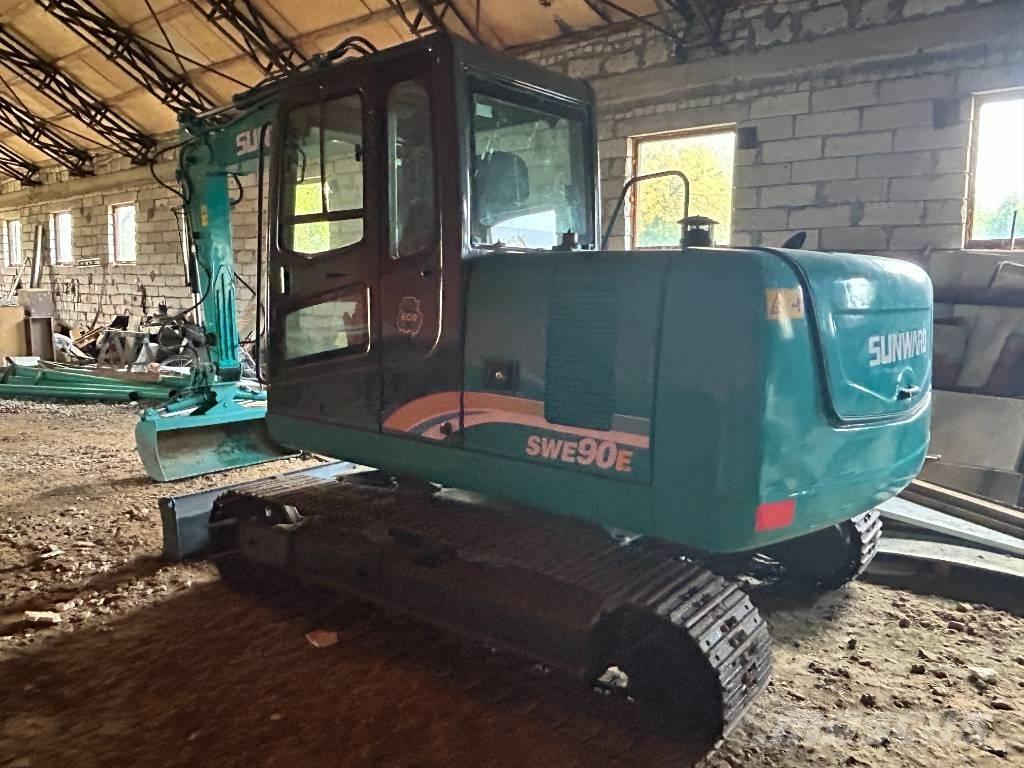 Sunward SWE 90 E Midi excavators  7t - 12t
