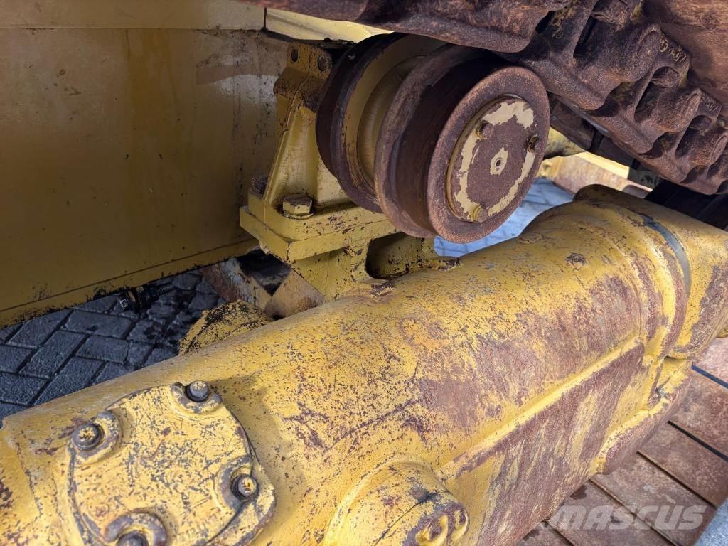 CAT D 6 R XW Crawler dozers