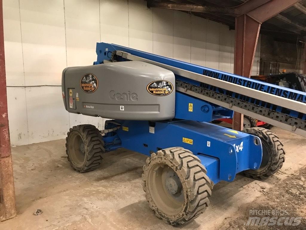 Genie S 60 HC Telescopic boom lifts