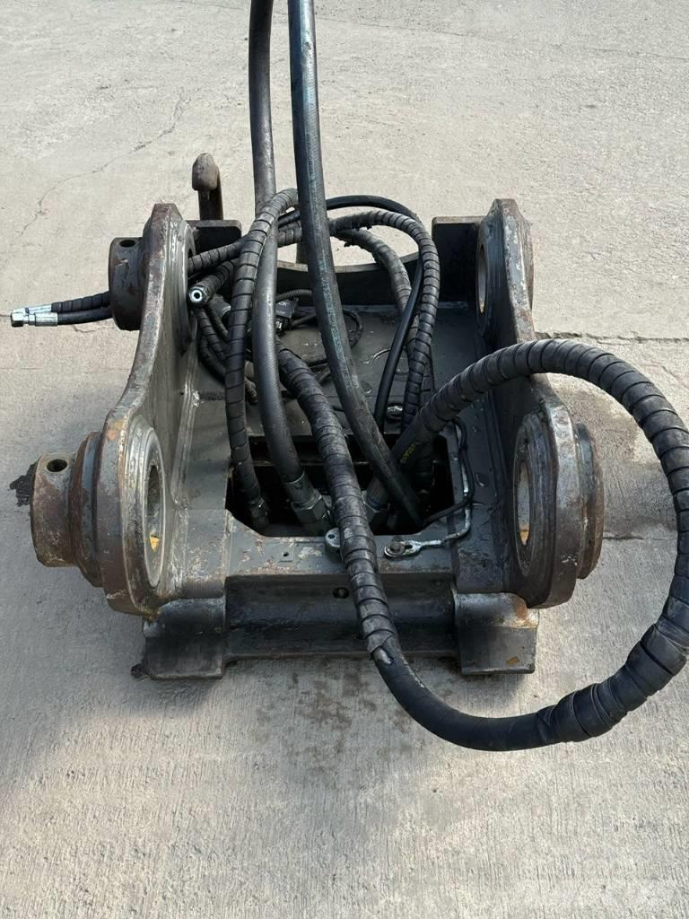 OilQuick OQ80 Quick connectors