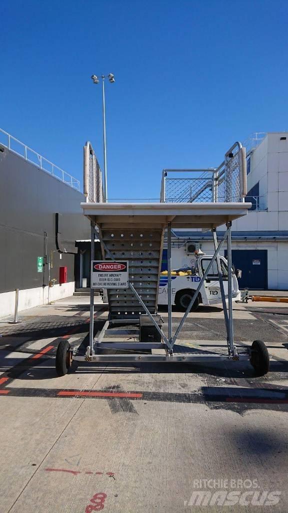  PASSENGER STAIRS Material Handling - Others