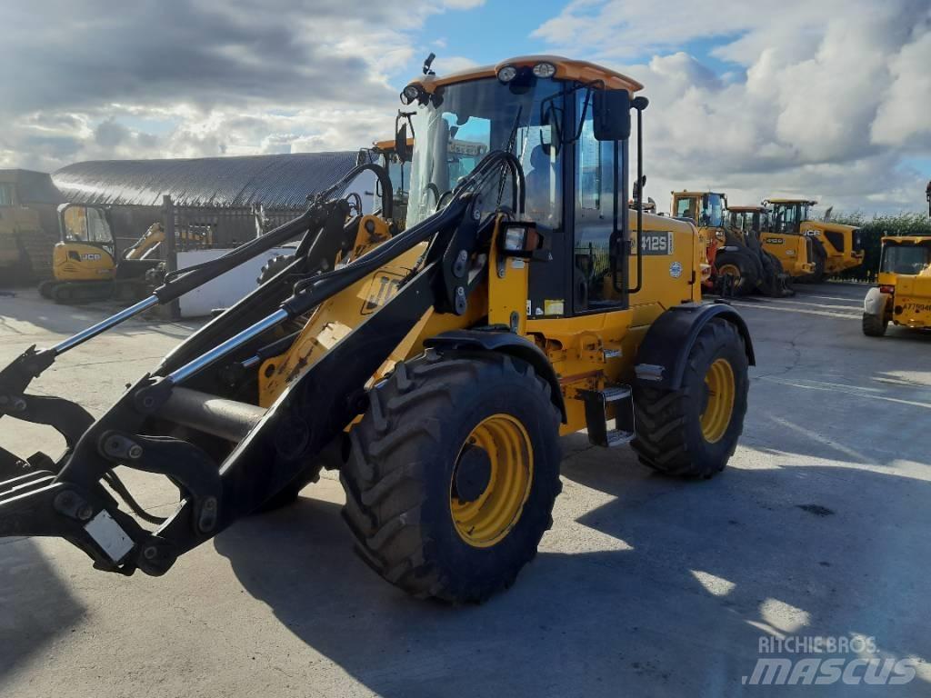 JCB 412 Telehandlers for agriculture