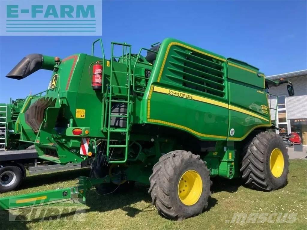 John Deere t560 hm Combine harvesters