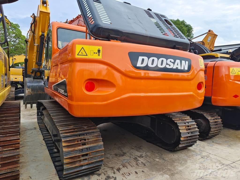 Doosan DX 225 LC-9C Crawler excavators