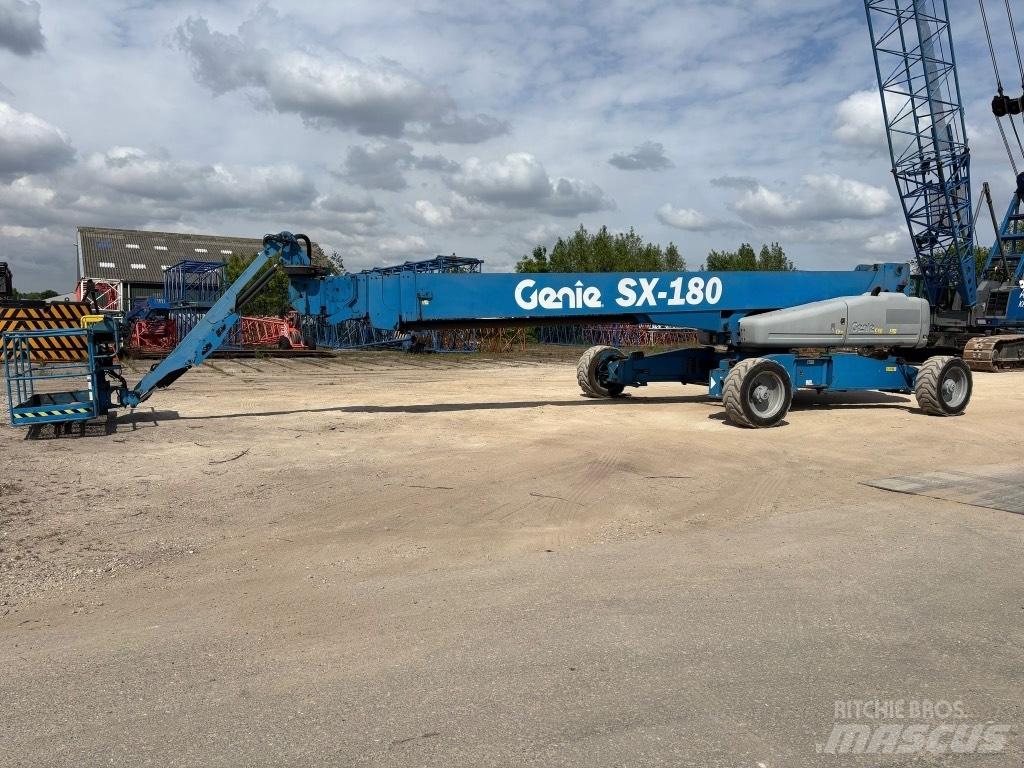 Genie SX 180 Telescopic boom lifts