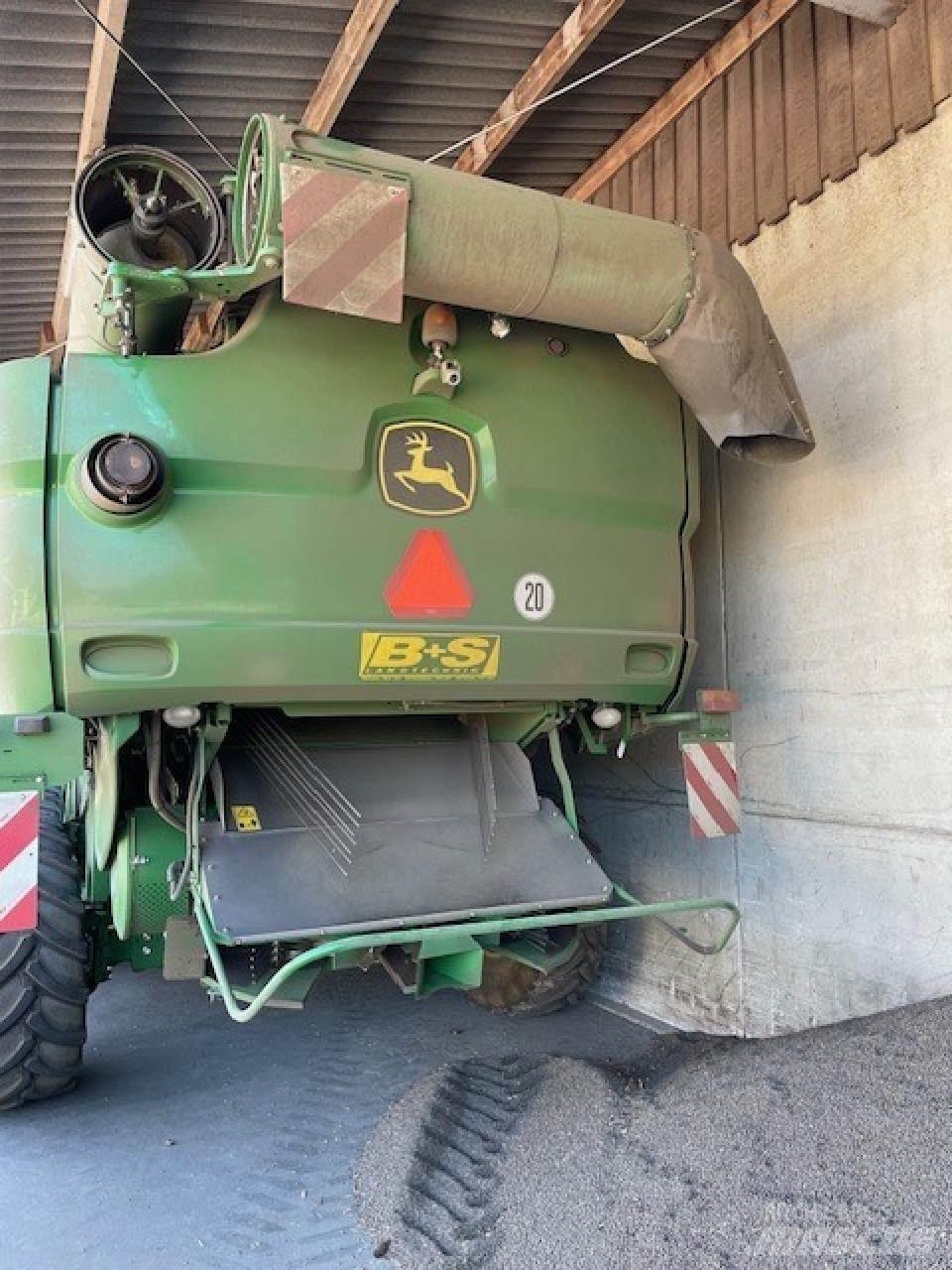 John Deere S 680 i Combine harvesters