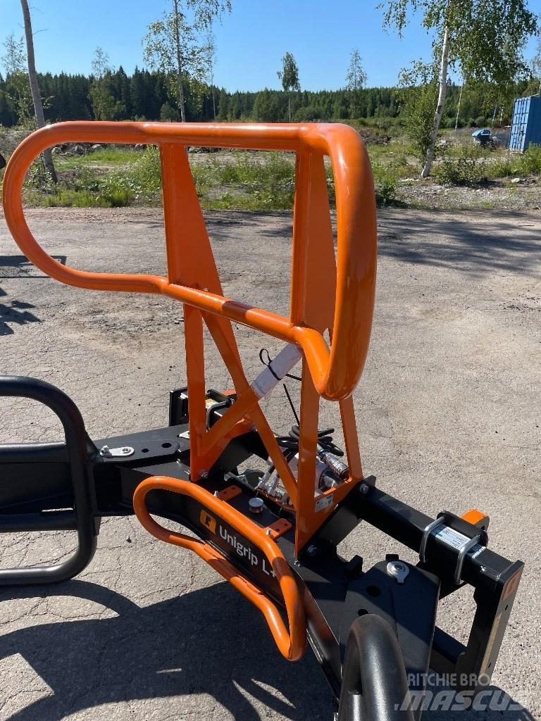 Ålö L + Balgrip Front loader accessories