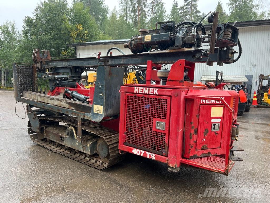 Nemek 407 TS Waterwell drill rigs