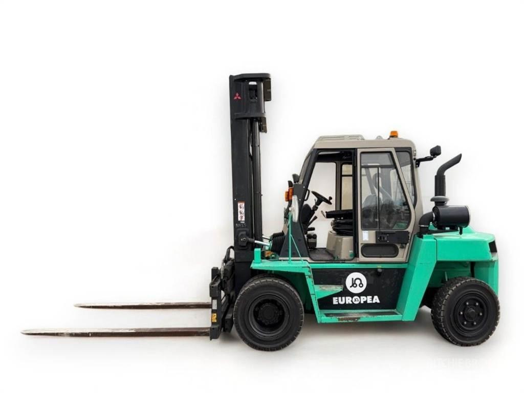Mitsubishi FD70T Diesel trucks
