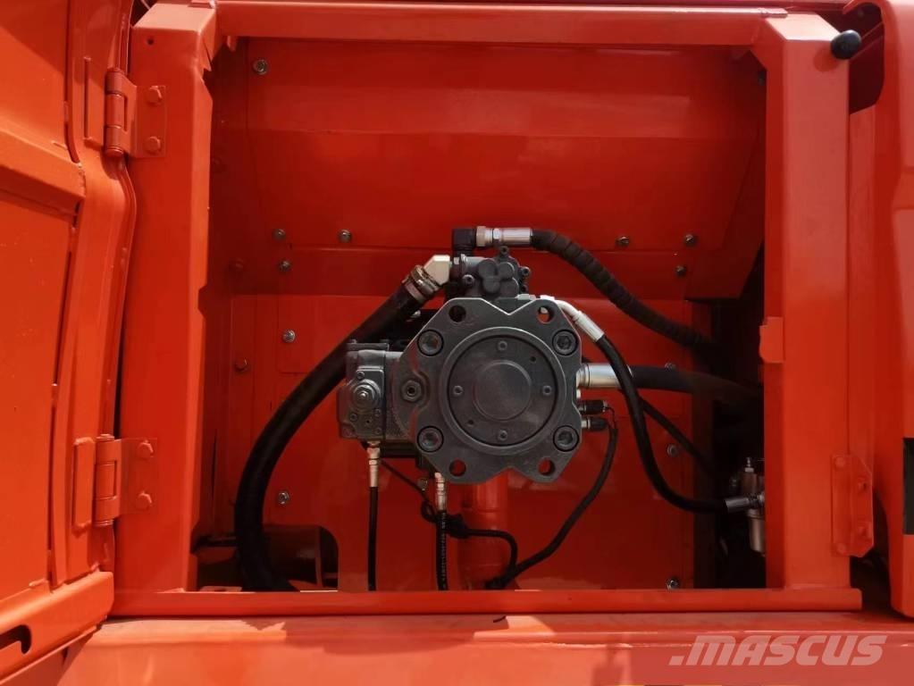 Doosan DX 300 Crawler excavators