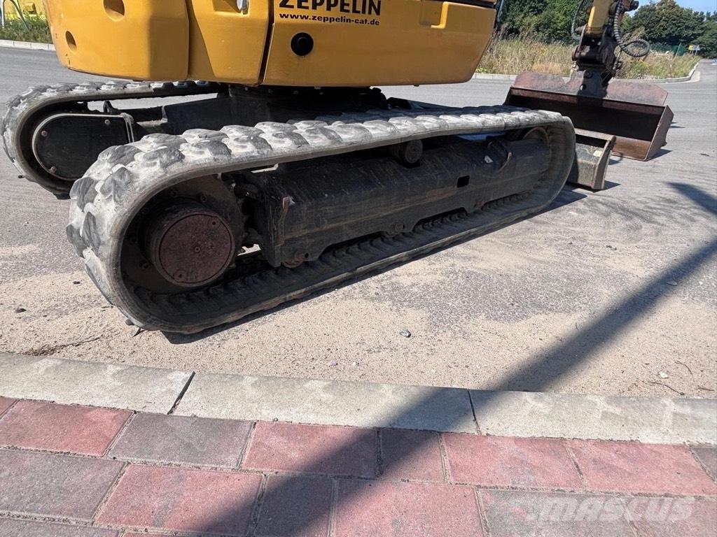 CAT 302.7D Mini excavators < 7t (Mini diggers)
