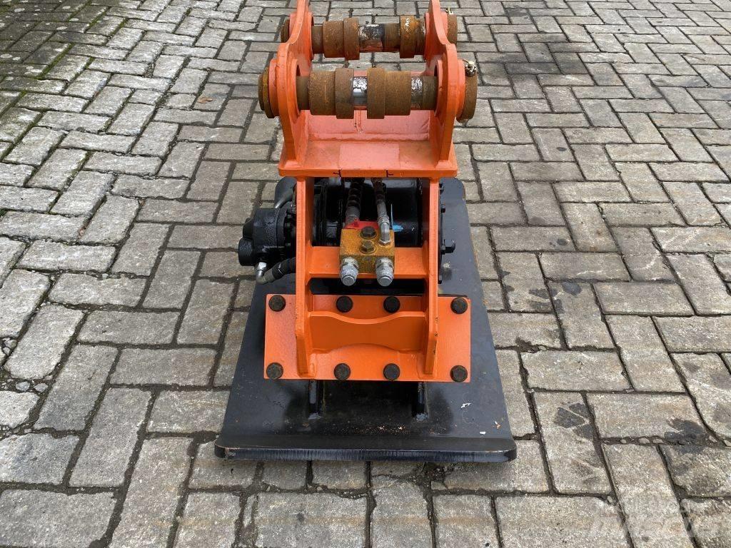 BLK TRILPLAT Vibratory pile drivers