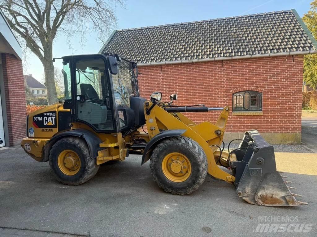 CAT 907M Wheel loaders