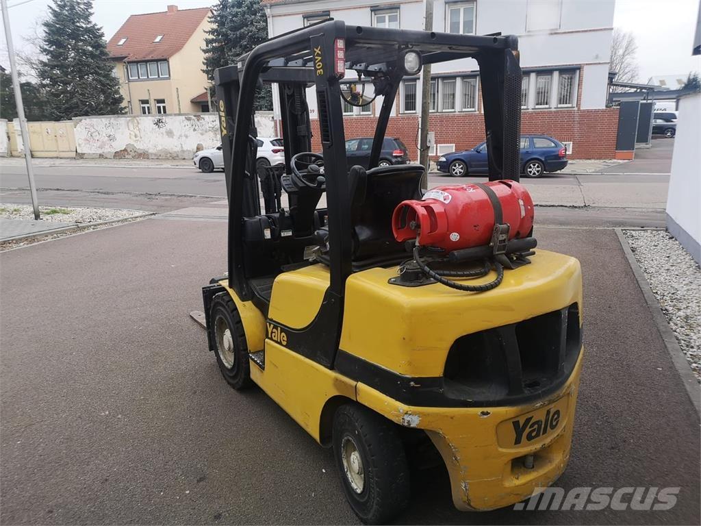 Yale GLP30VX LPG trucks
