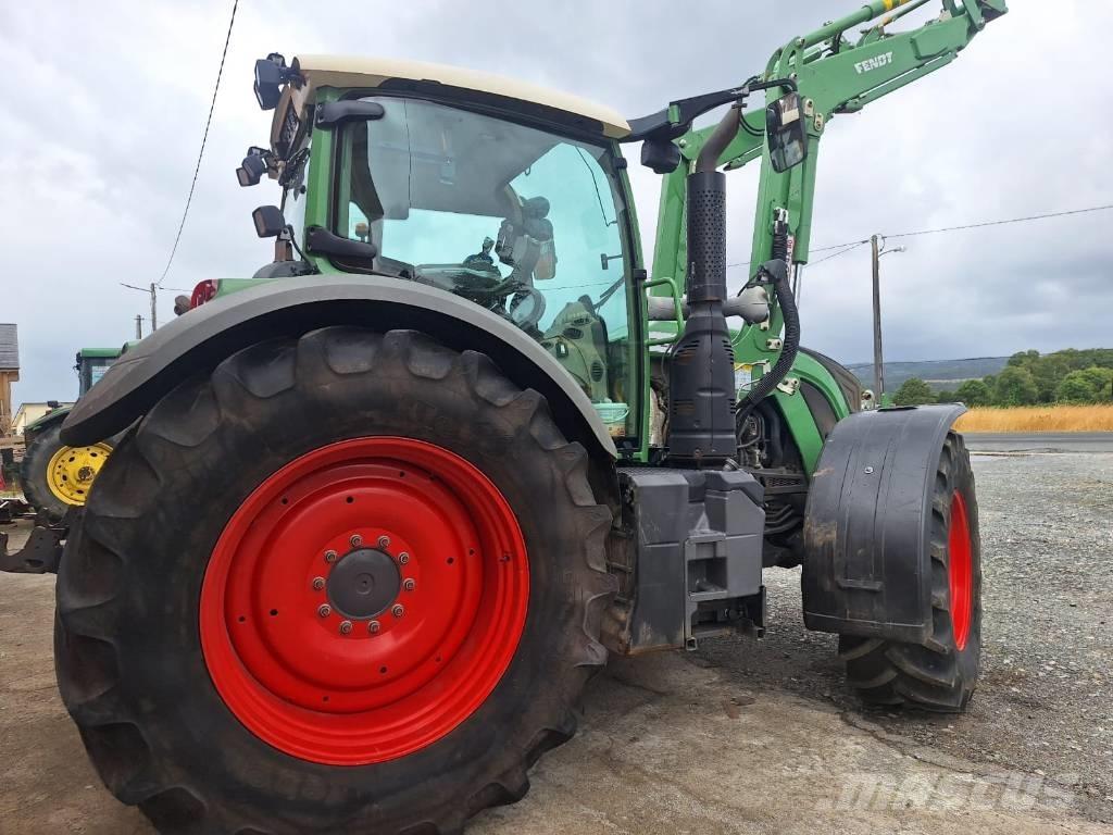 Fendt 720 Vario Tractors